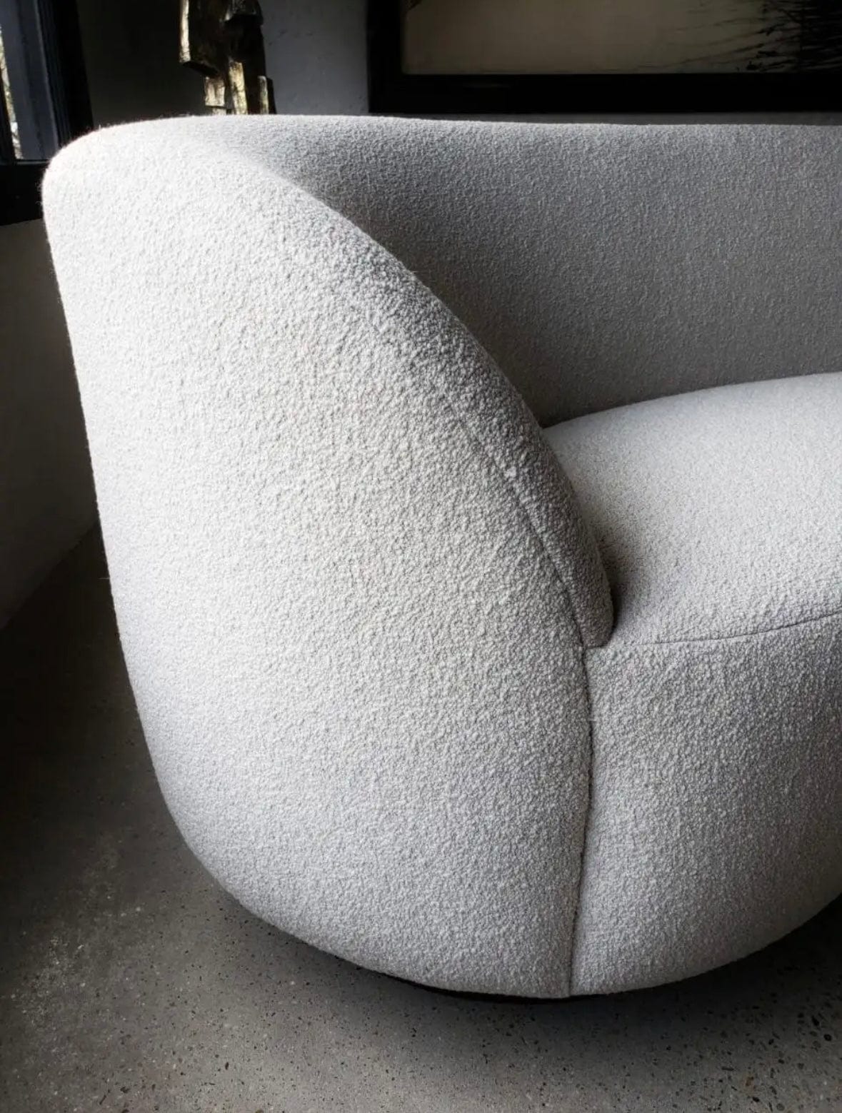 Corine Curve Sofa - Image 20