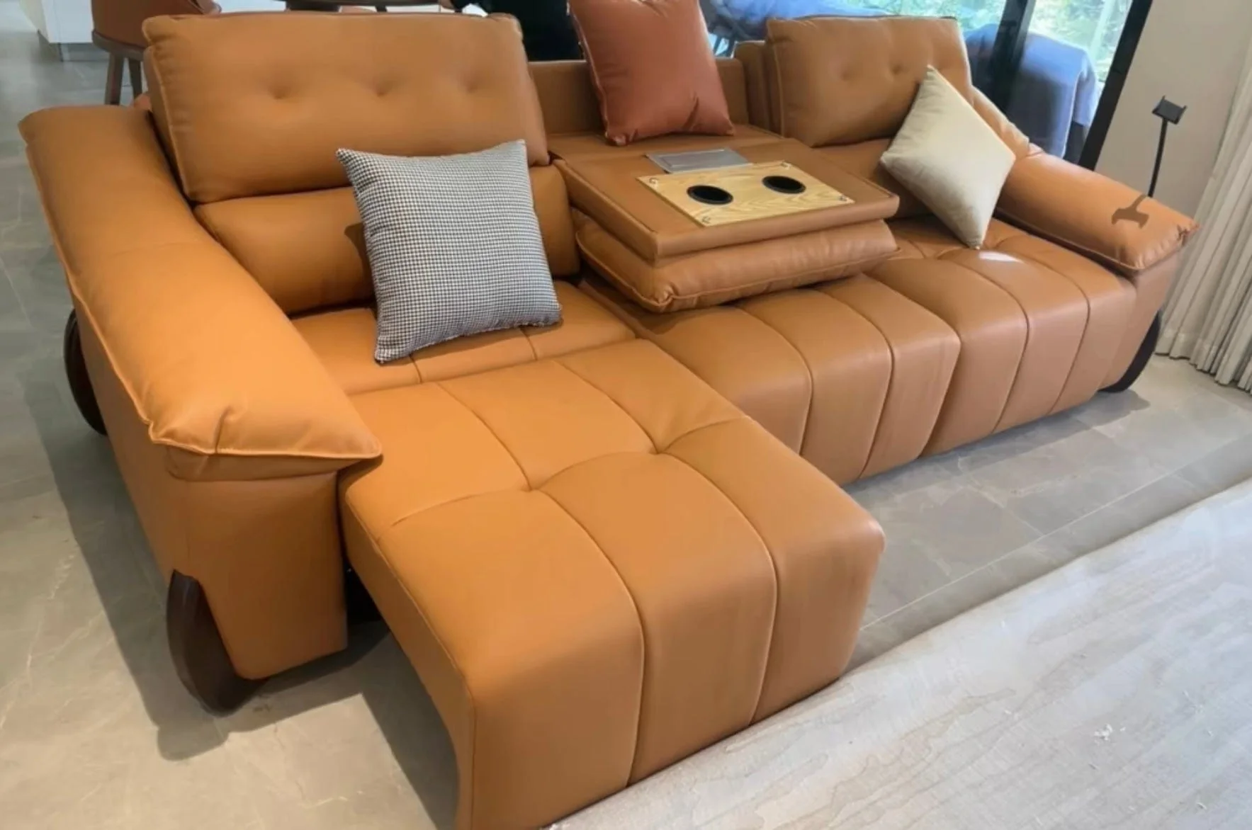 Monte Electric Motorized Leather Sofa Bed - Image 17