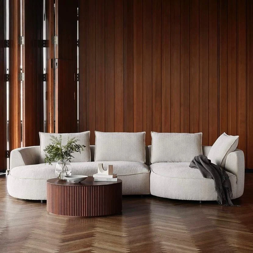 Riveria Sectional Curve Sofa - Image 16